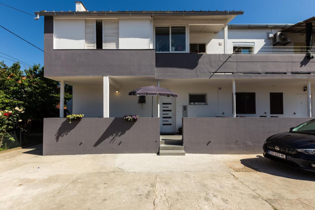 Petra Modern Apartment With Free Parking And Bbq ザダル エクステリア 写真